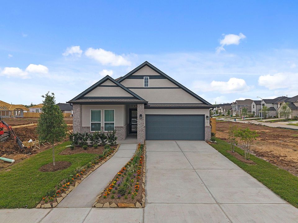 1st image of 10934 Middle Ridge Dr