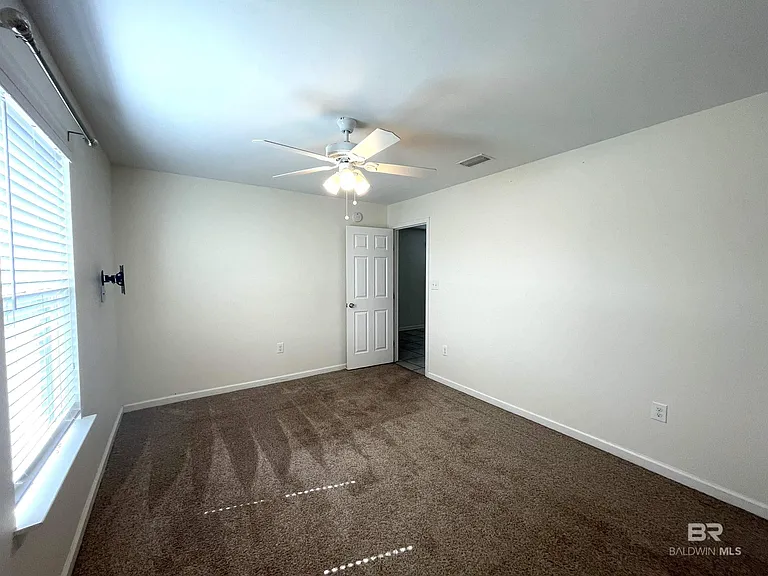 15142 Marem Dr — Photo 18