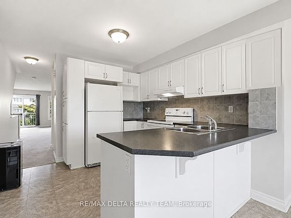 5th image of 2333 Esprit Dr #121