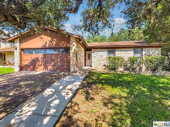 3rd image of 1920 Ramona Cir