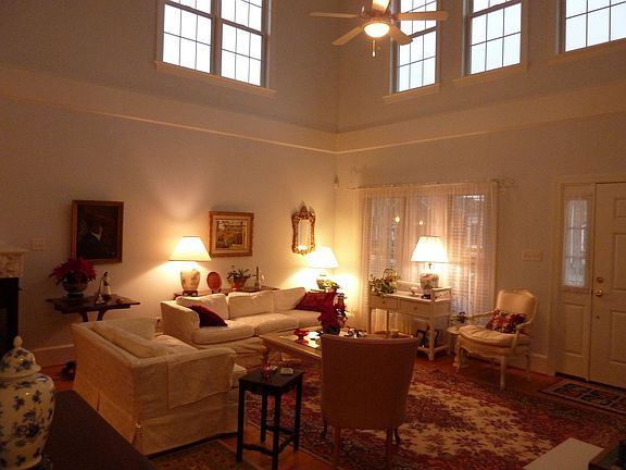 Vaulted Family Room