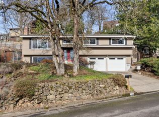 17585 Kirkwood St, Gladstone, OR 97027