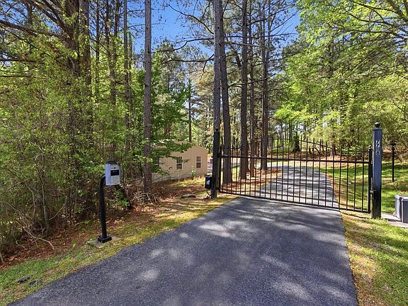 3rd image of 7718 Flintridge Rd