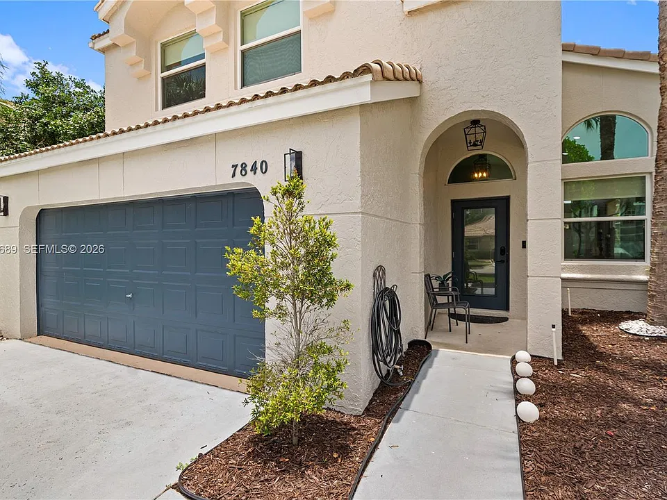 7840 Rockport Cir