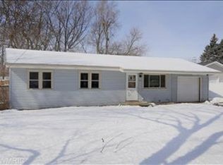 249 23rd St N, Springfield, MI 49037