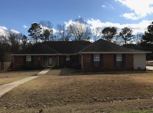 141 Bellegrove Cir, Brandon, MS 39047