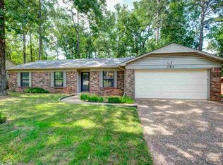 11914 Pleasant Tree Dr, Little Rock, AR 72211