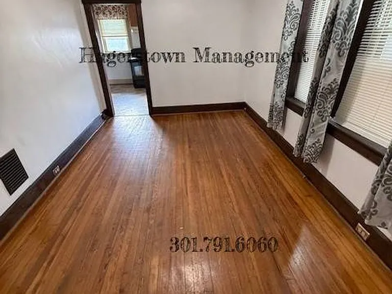 109 Fairground Ave — Photo 9