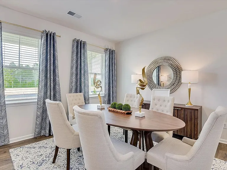 1021 Skidway Dr — Photo 5