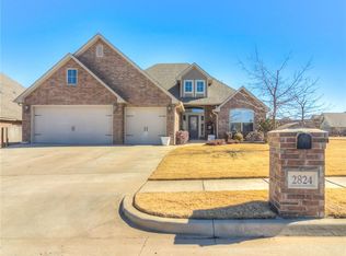 2824 Kathleens Xing, Yukon, OK 73099