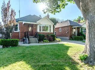 64 Renown Rd, Toronto, ON M9A2E5
