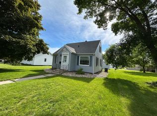 507 3rd Ave, Madison, MN 56256