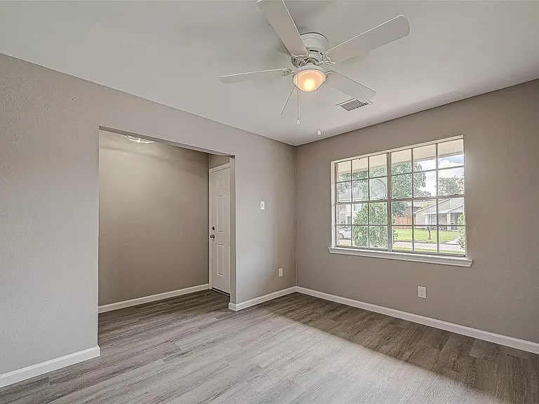 8619 Valley Meadow Dr — Photo 11