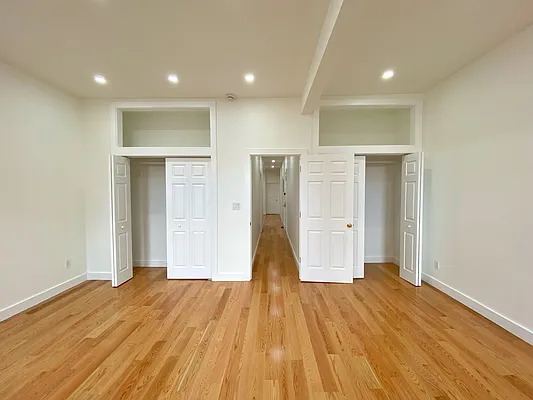 Rented by Daniel Gale Sotheby's International Realty | media 7