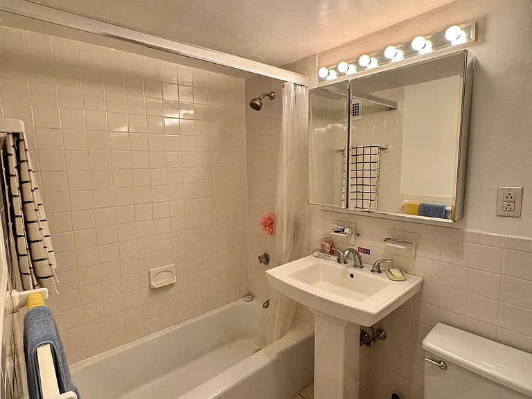 8 Whittier Pl #12F — Photo 28