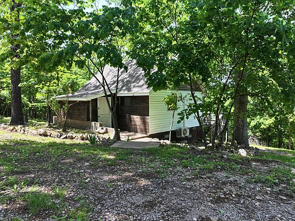 2nd image of 589 Hickory Lane