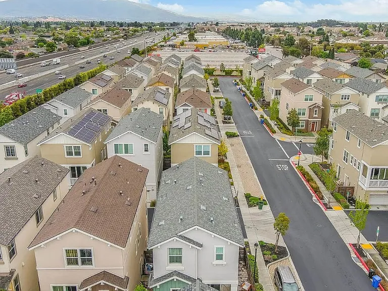38024 Luma Ter — Photo 28