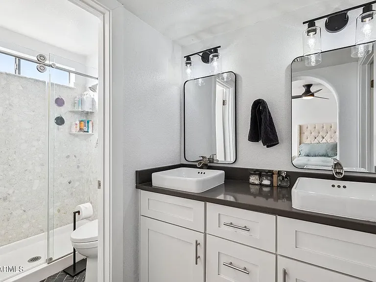 1025 E Highland Ave #6 — Photo 11