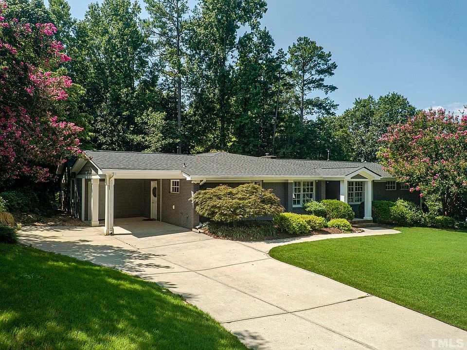 1305 Currituck Dr, Raleigh, NC 27609 Zillow
