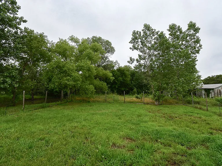 550 Quail Run Cir — Photo 24