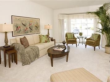 2nd image of 80 Parkwood Dr