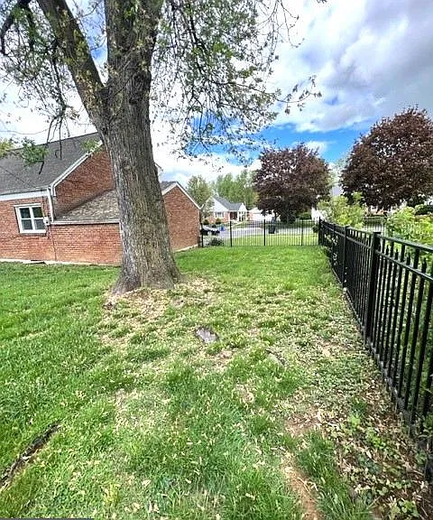 1907 Columbia Ave — Photo 22