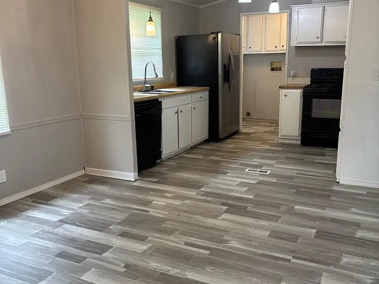 2440 Piney Grove Rd — Photo 4