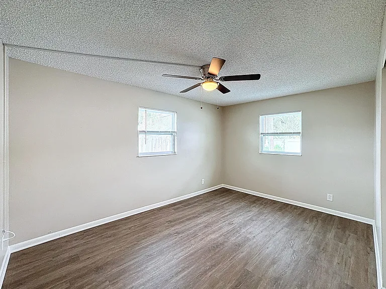 1545 Polaris St — Photo 18