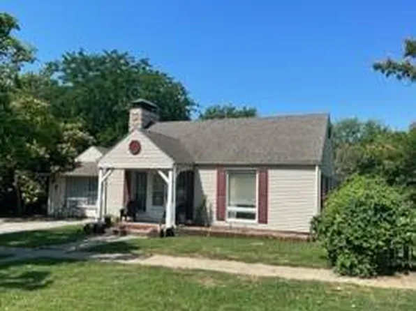 108 S Chestnut St, Cameron, MO 64429