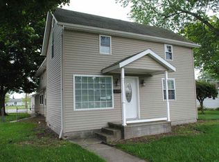 321 W Whitley St, Churubusco, IN 46723
