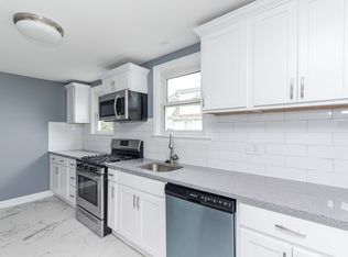 625 N Stuart St, Essex, MD 21221