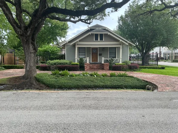 643 E 10th 1/2 St, Houston, TX 77008