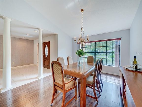4th image of 2834 Chancery Ln