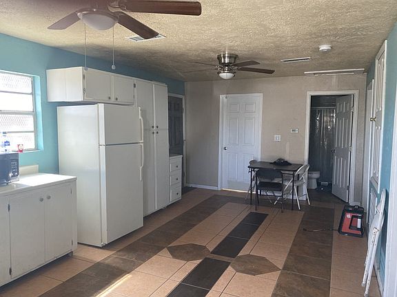 2nd image of 1806 N Kansas Ave