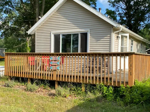 47327 Dobben Dr, Bloomingdale, MI 49026