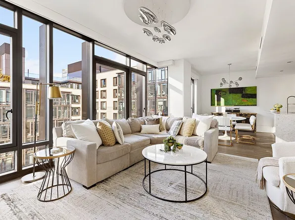 429 Kent Ave #D719, Brooklyn, NY 11249
