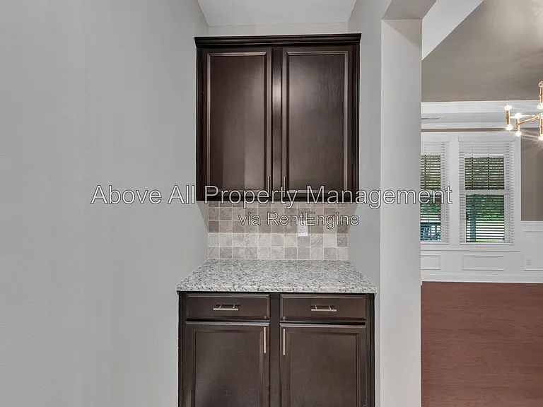 8313 Henderson Rd — Photo 12