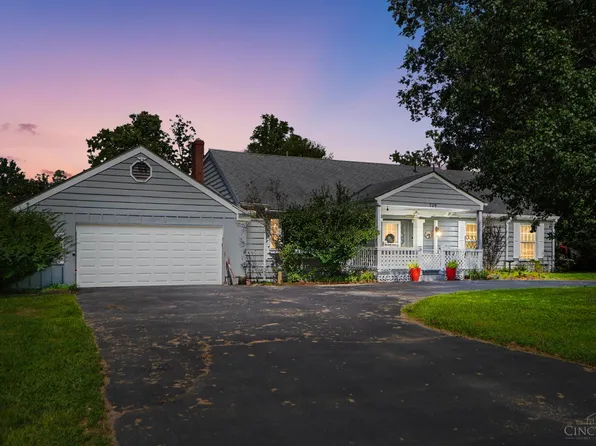 706 Maple Ridge Rd, Milford, OH 45150