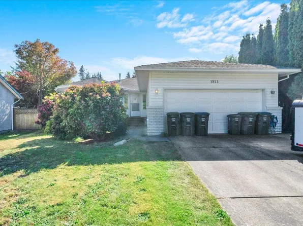 1953 158a St, Surrey, BC V4A 8G9