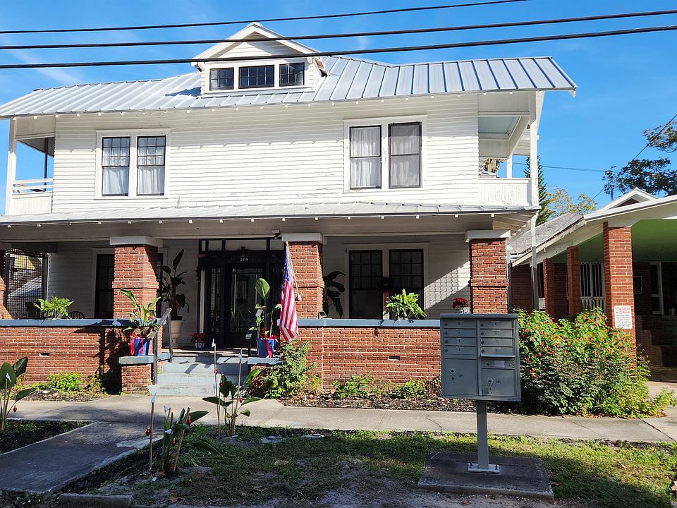1st image of 209 S 4th St #3