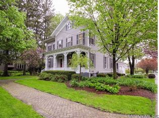 68 College St, Clinton, NY 13323