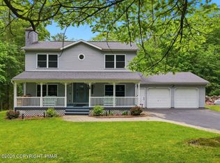 310 Estate Dr, East Stroudsburg, PA 18302