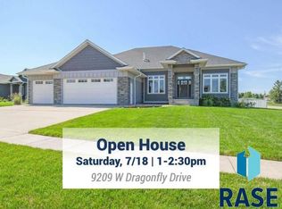9209 W Dragonfly Dr, Sioux Falls, SD 57107