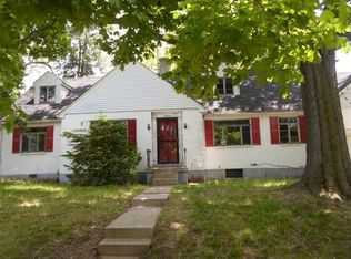1482 Vernon Dr, Dayton, OH 45406