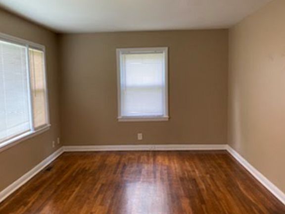 2nd image of 436 Gary Hills Dr