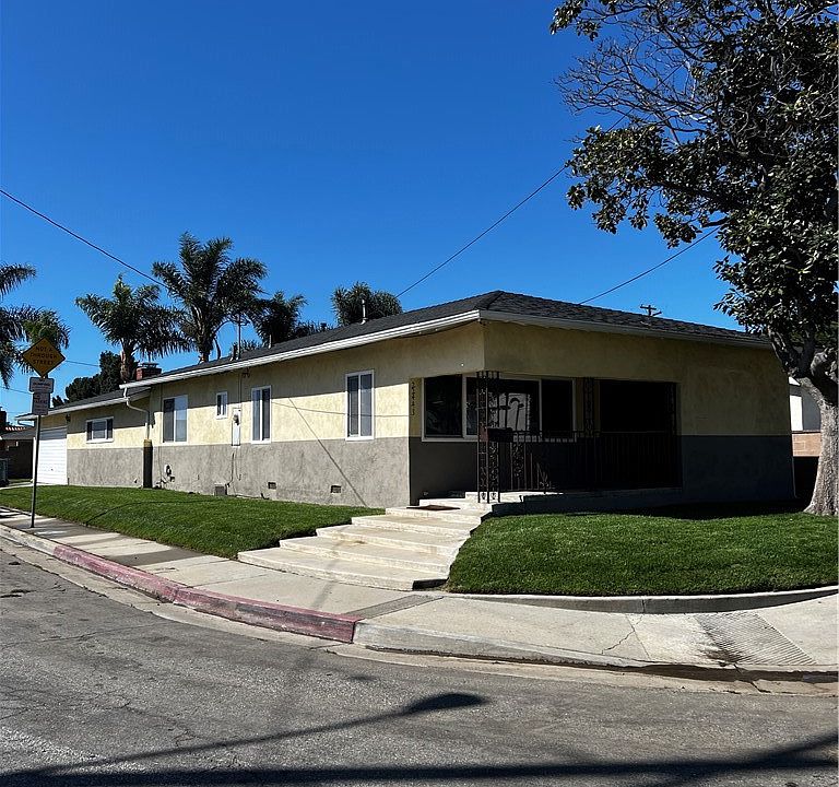 1st image of 22443 Meyler St
