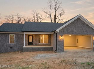 1468 Tucker Dr, Bardstown, KY 40004