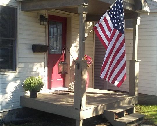 3rd image of 200 N Court St