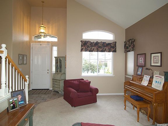 5th image of 2331 Jonathon Ct