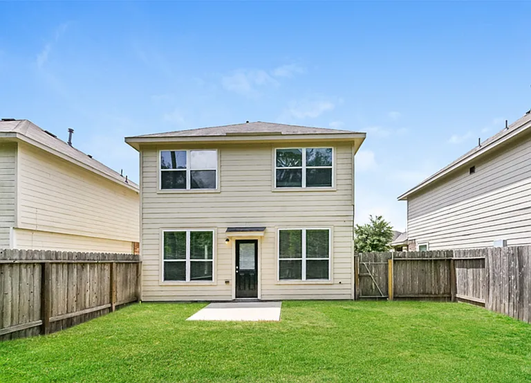 12023 Pia Dr — Photo 5